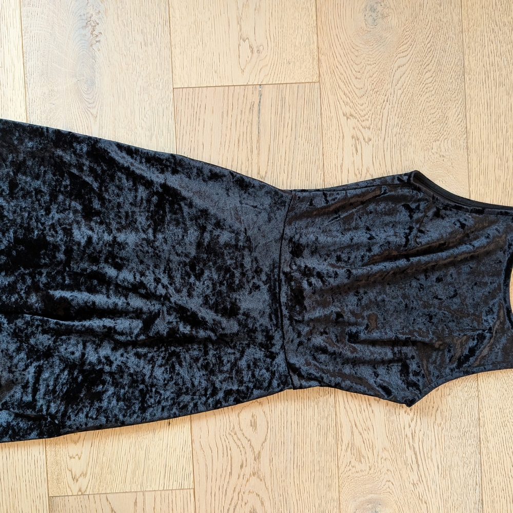 H&M Black Velvet One Shoulder Dress